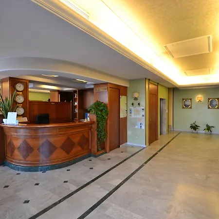 מלון Sun רוביירה