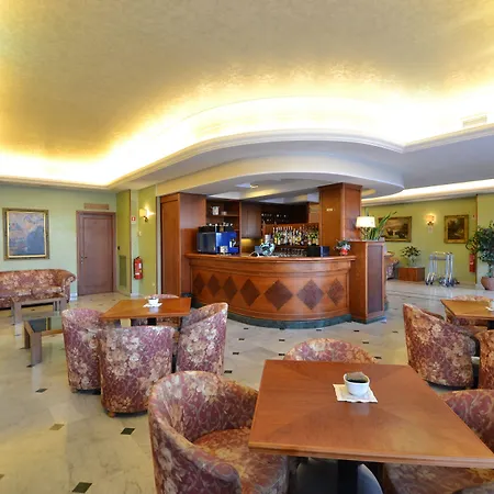 Sun 3* רוביירה